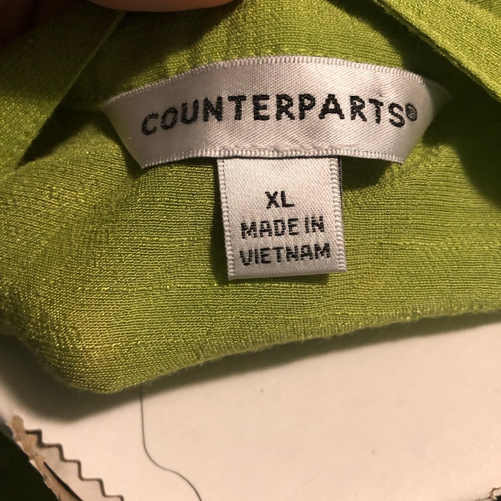 Counterparts Lime Green Blouse with Lace Detailing - Picture 3 of 5